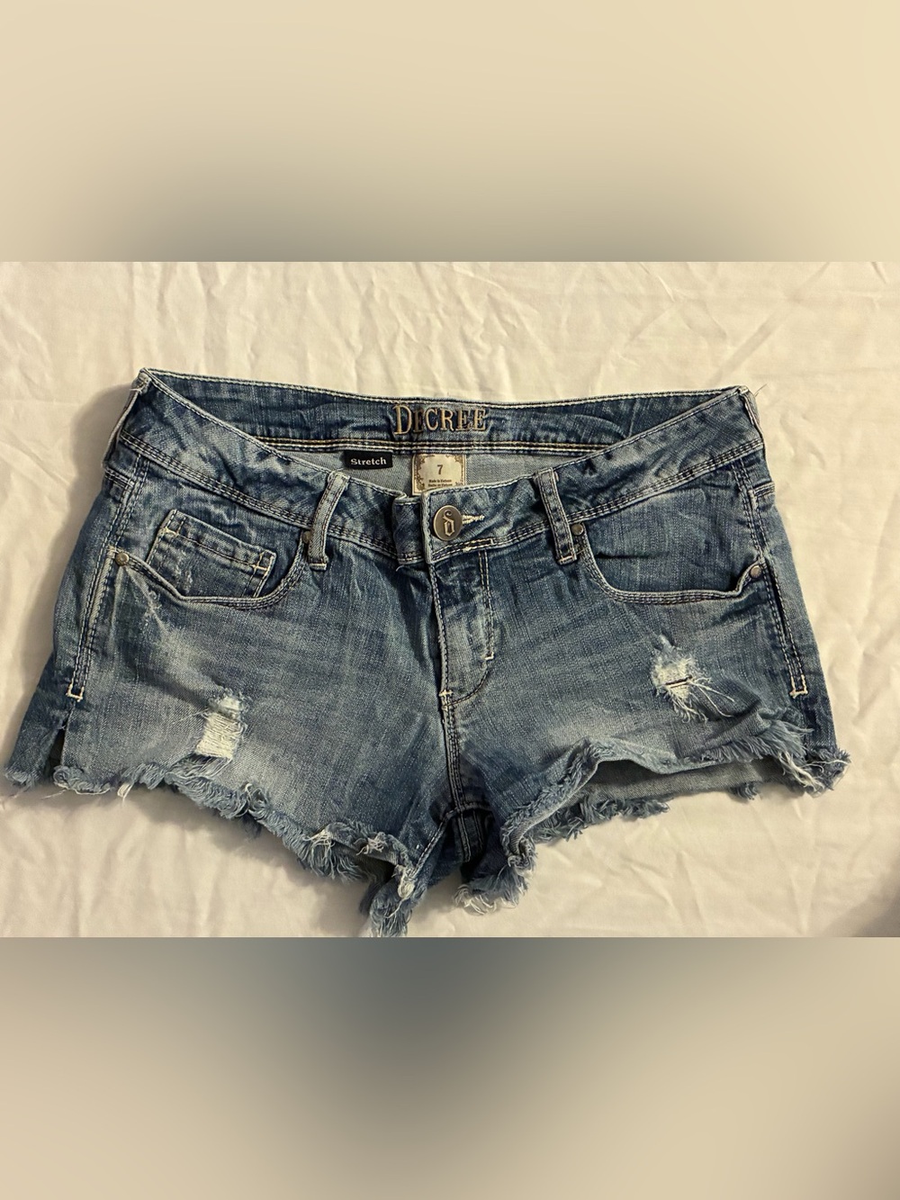 Decree stretch Blue Jean cut off shorts size 7